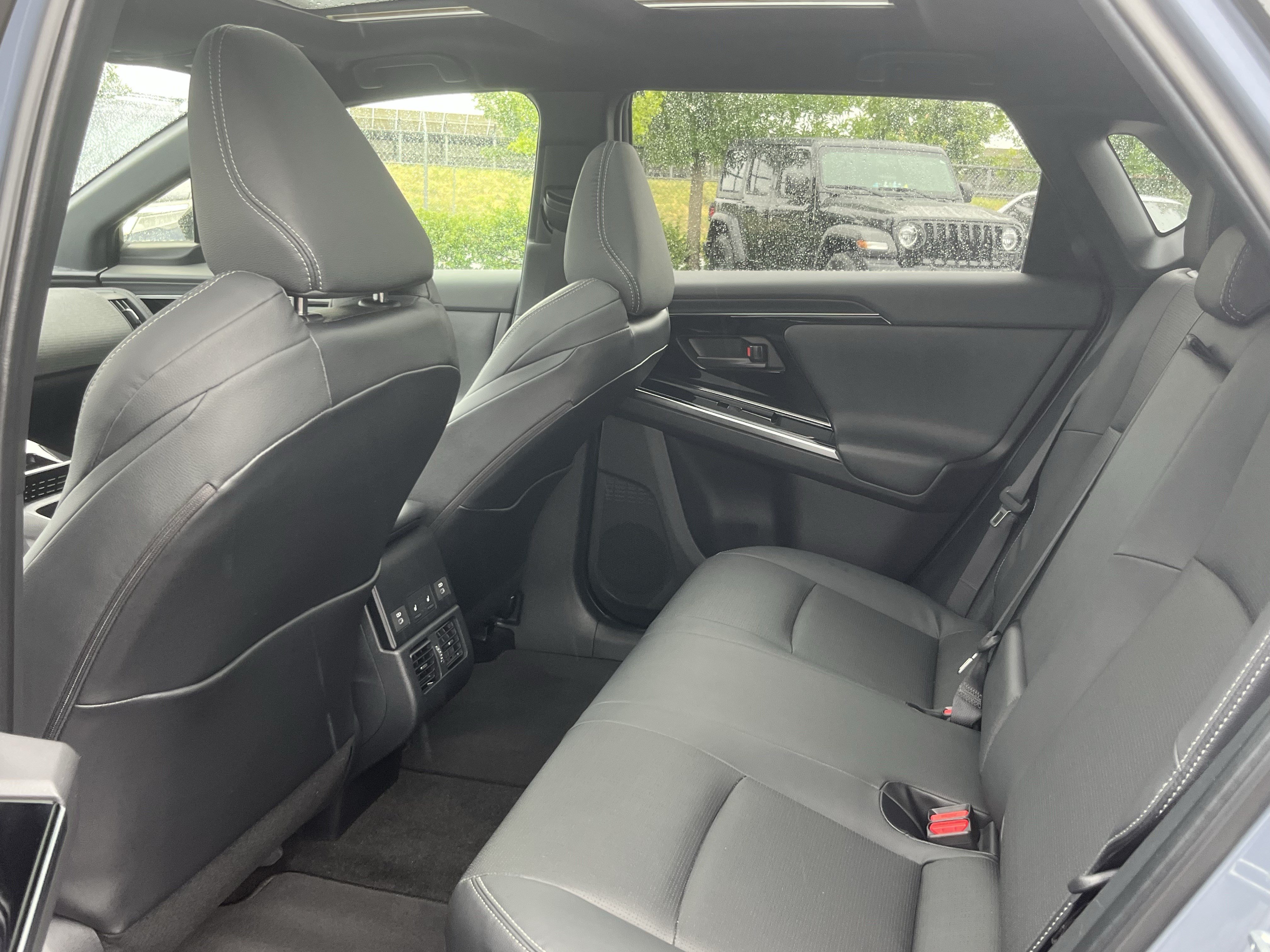 Used 2023 Subaru Solterra AWD image 21
