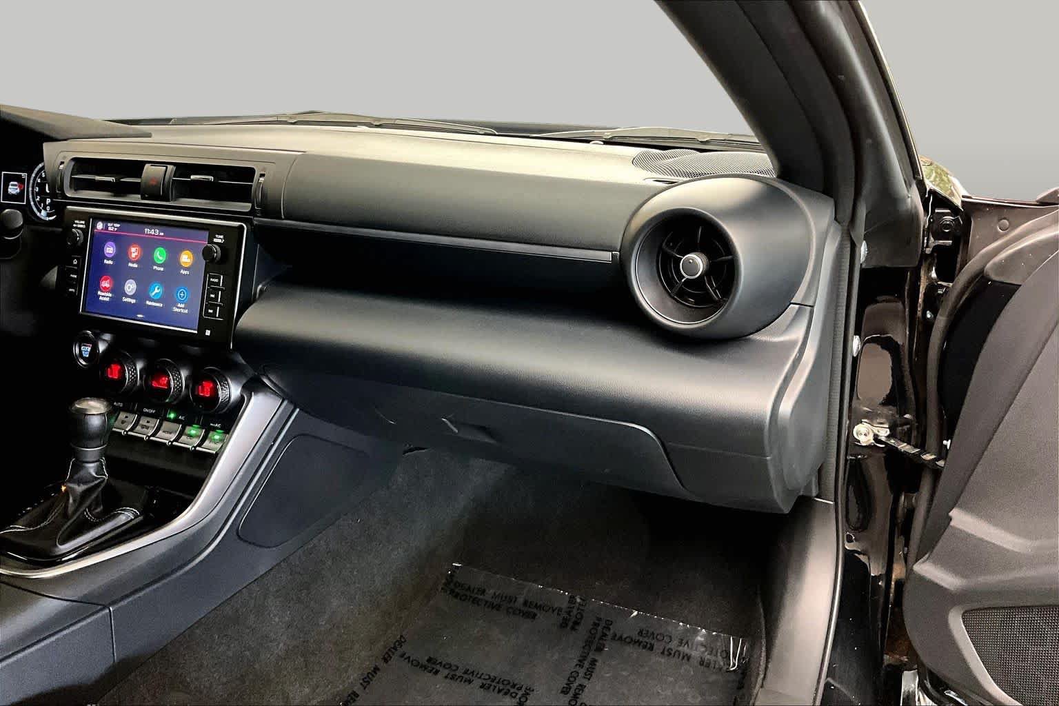 Used 2022 Toyota GR86 Premium w/ ALL Weather Mat Package (TMS) RWD image 17