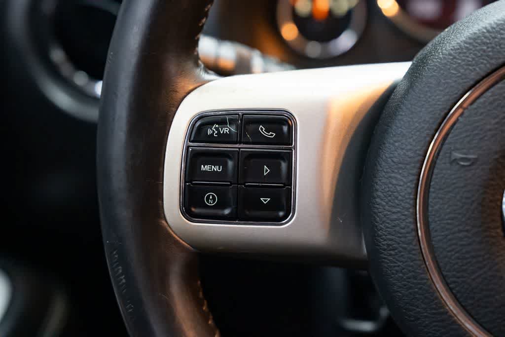 Used 2015 Jeep Compass Limited FWD image 16