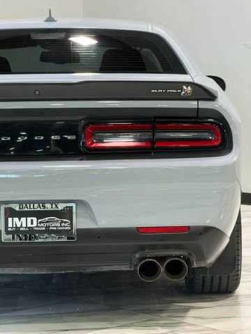Used 2021 Dodge Challenger R/T Scat Pack RWD image 9