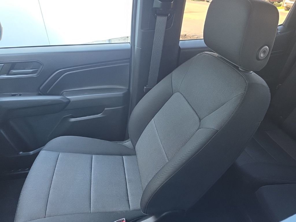 Used 2023 Chevrolet Colorado W/T image 25