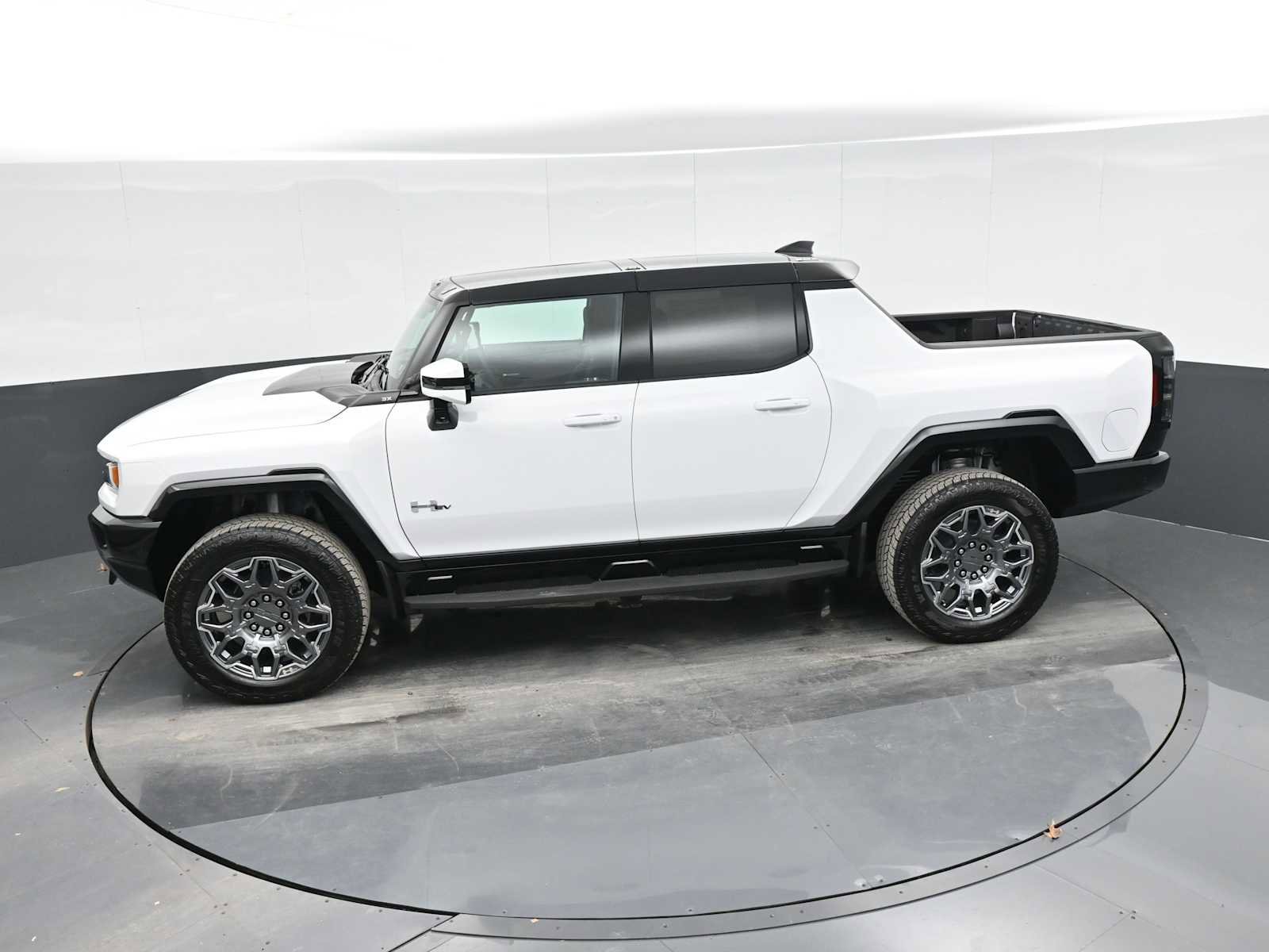 New 2025 GMC Hummer EV 3X AWD/4WD image 19