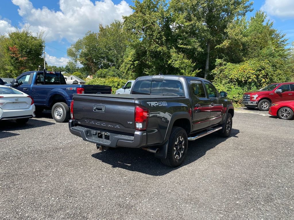 Used 2018 Toyota Tacoma TRD Off-Road w/ Technology Package AWD/4WD image 5