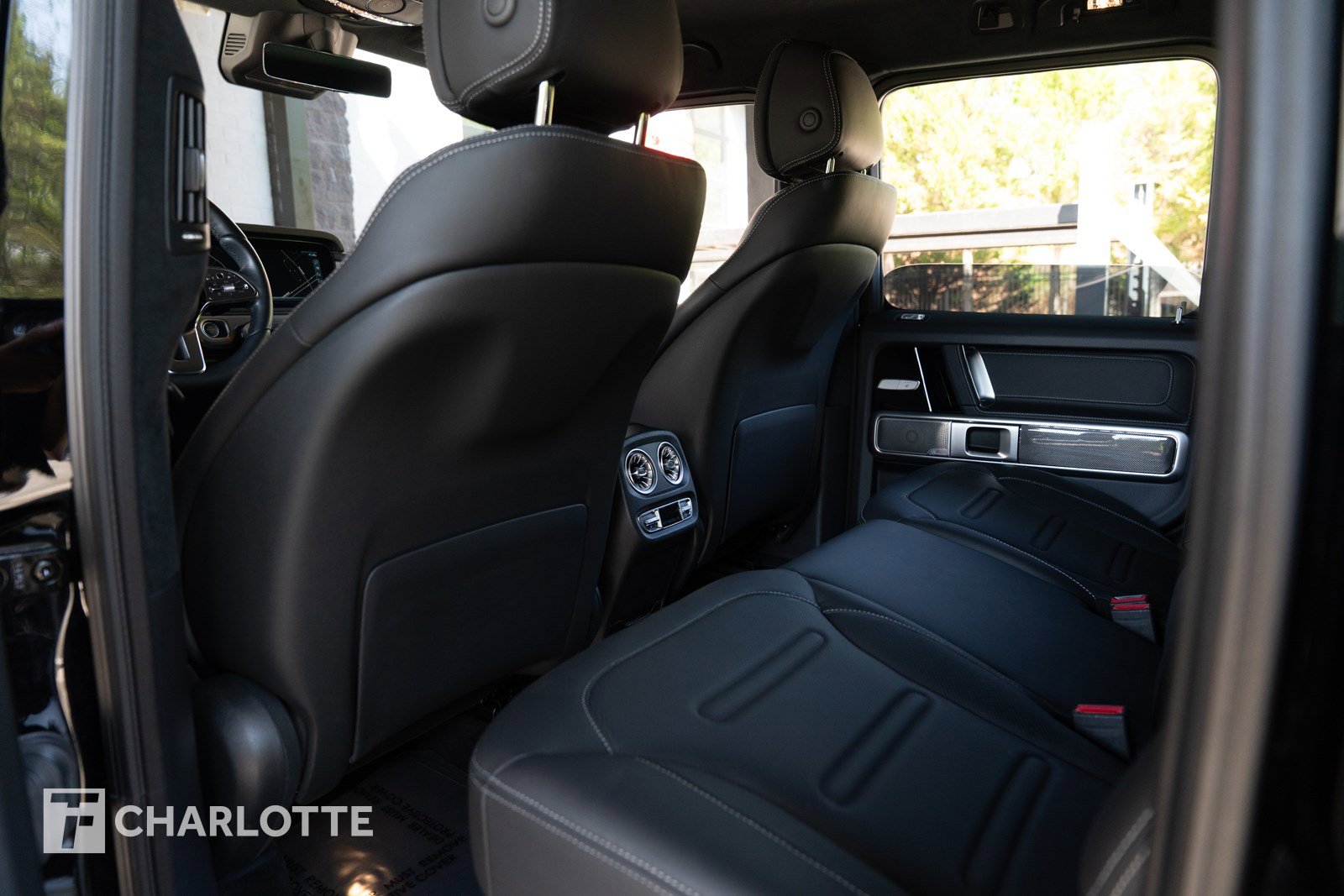 Used 2024 Mercedes-Benz G 550 image 35