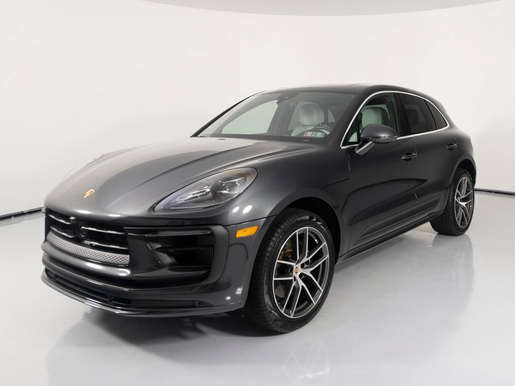 Certified 2026 Porsche Macan S AWD/4WD image 7