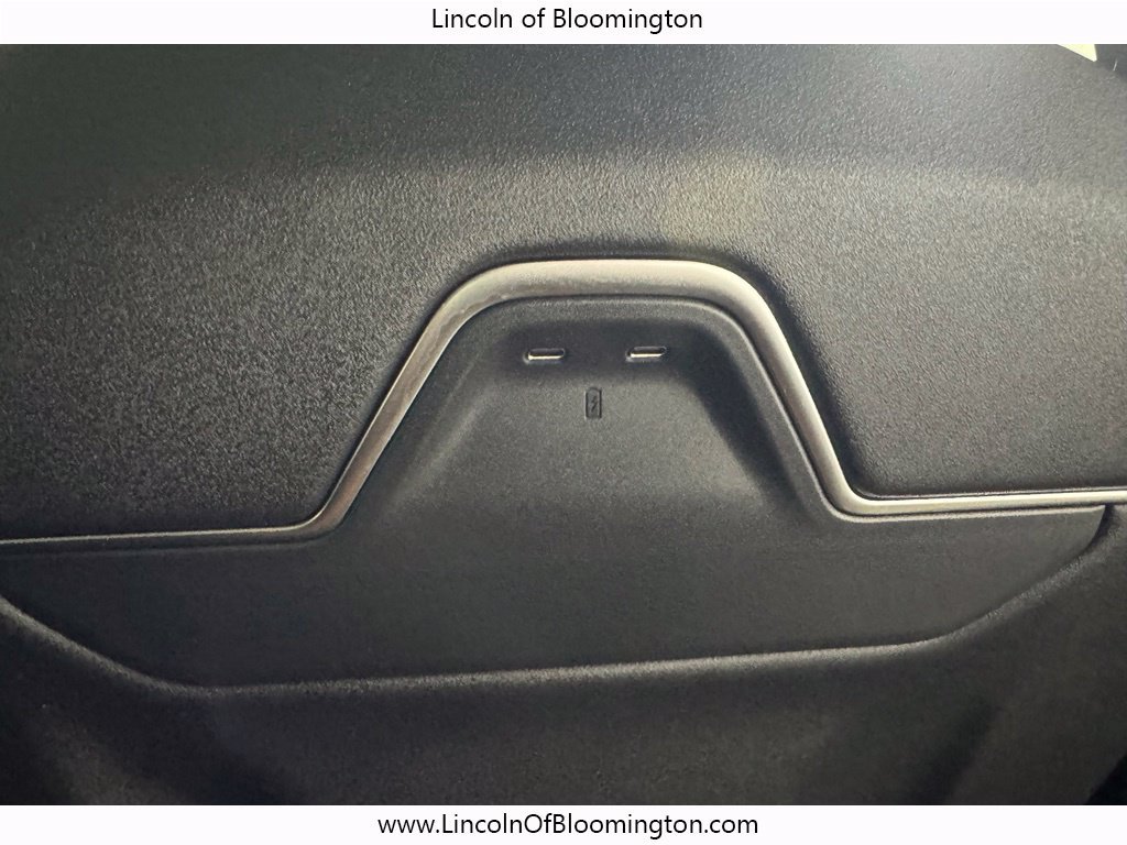 Used 2025 Lincoln Navigator L Reserve AWD/4WD image 16