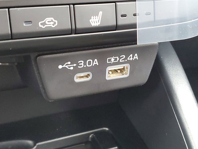 New 2026 Subaru Outback Limited AWD/4WD image 32