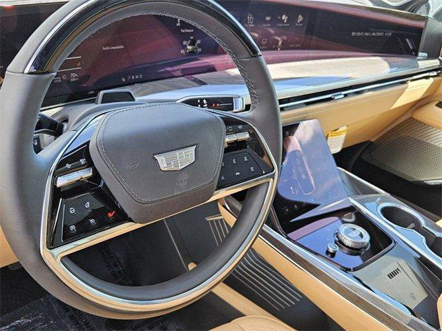 New 2026 Cadillac Escalade IQ Luxury 2 w/ LPO, Radiant Package image 15
