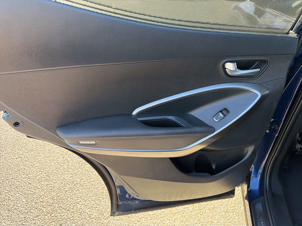 Used 2018 Hyundai Santa Fe Sport 2.0T w/ Cargo Package FWD image 12