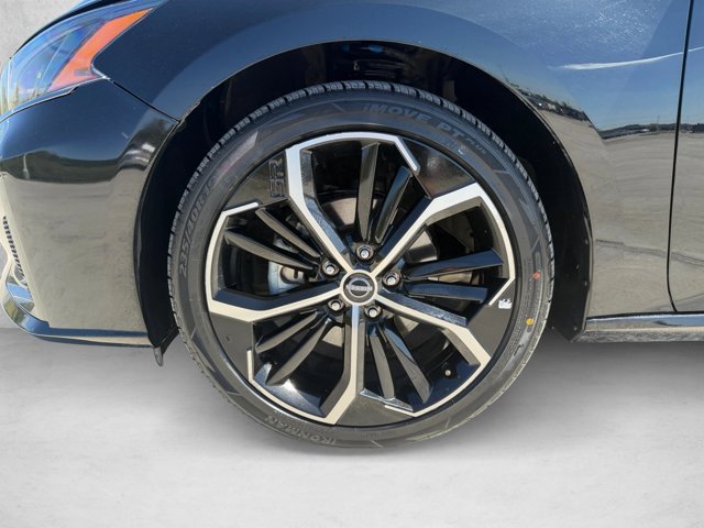 Used 2025 Nissan Altima 2.5 SR FWD image 25
