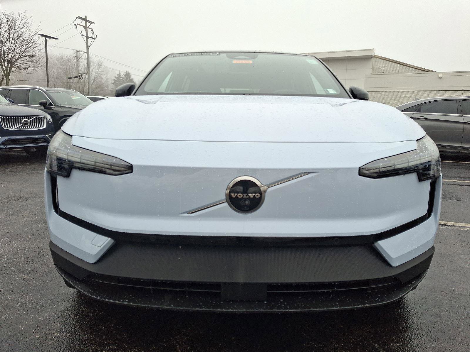 Certified 2025 Volvo EX30 Ultra w/ Protection Package Premier image 2