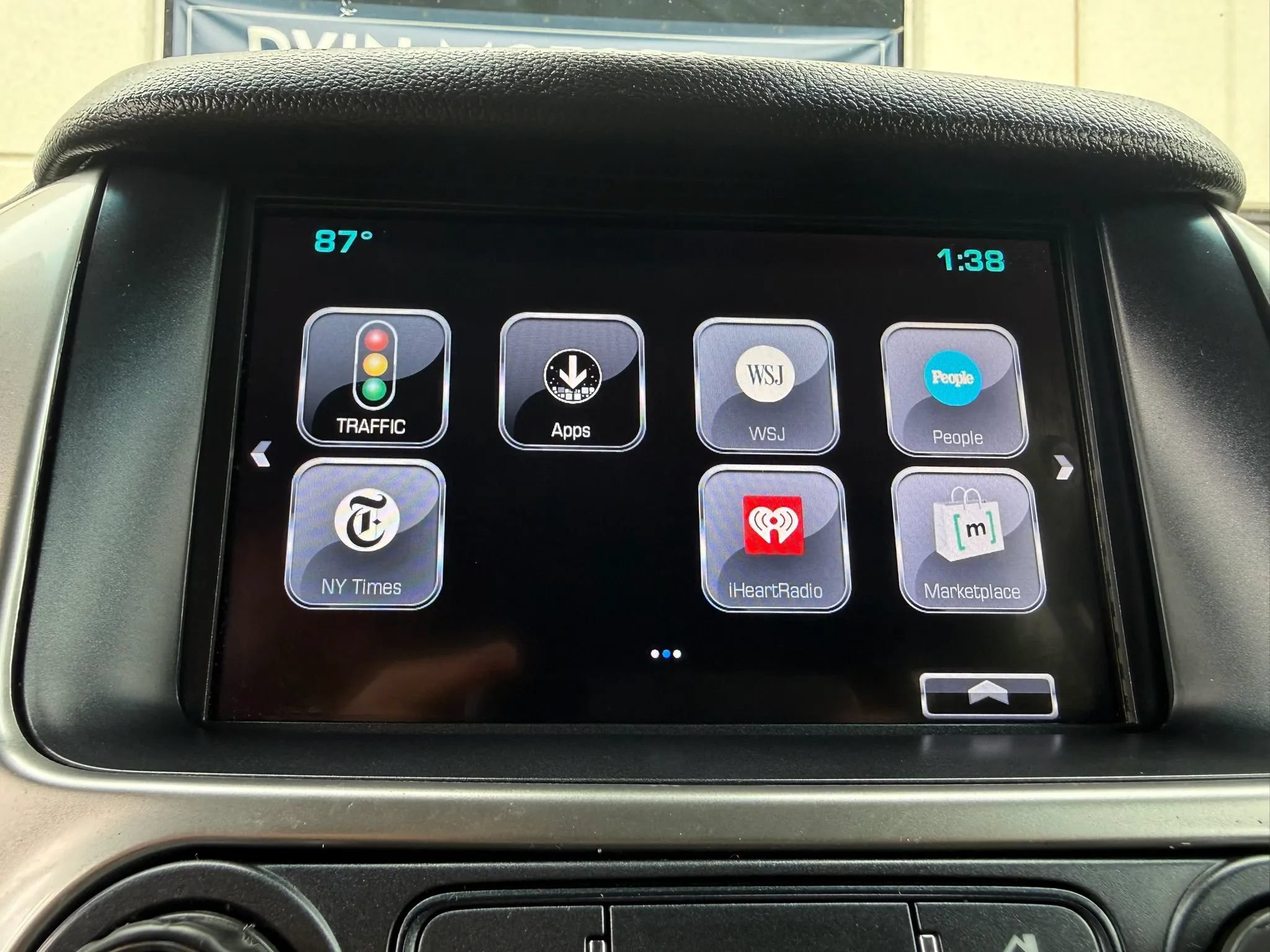 Used 2018 Chevrolet Tahoe LT AWD/4WD image 40