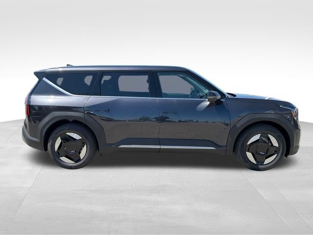 New 2026 Kia EV9 Light RWD image 8