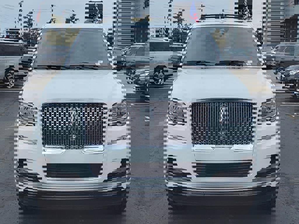 New 2023 Lincoln Navigator Reserve image 25