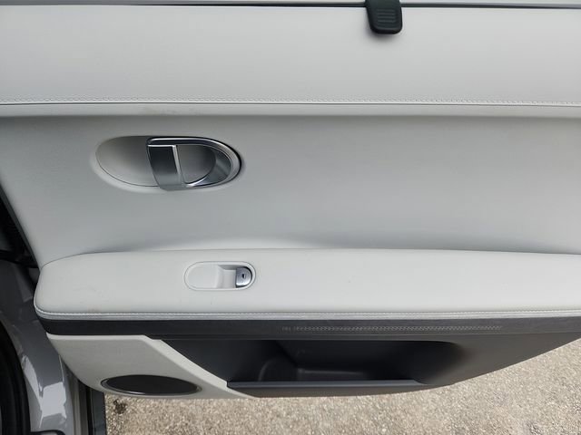 Certified 2023 Hyundai Ioniq 5 Limited w/ Cargo Package image 31