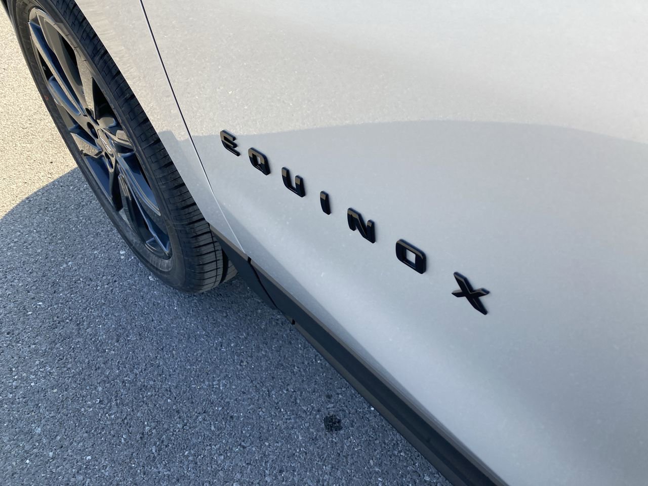 Used 2022 Chevrolet Equinox RS w/ LPO, Floor Liner Package AWD/4WD image 12