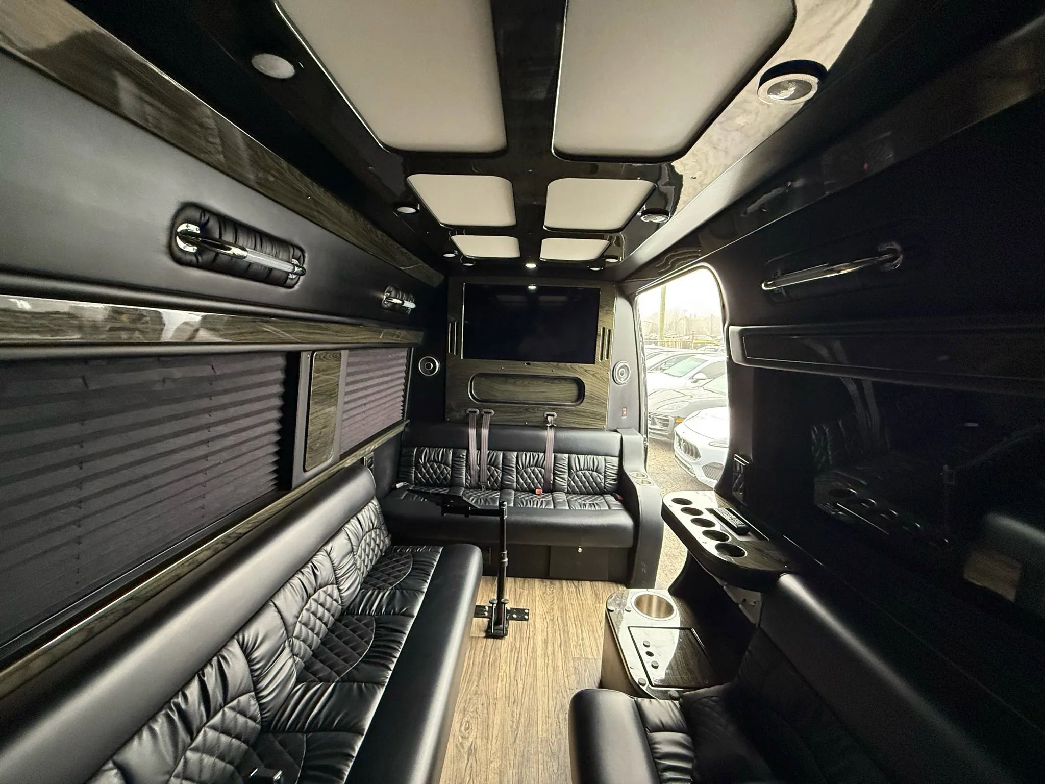 Used 2021 Mercedes-Benz Sprinter 3500 w/ Comfort Plus Package image 51