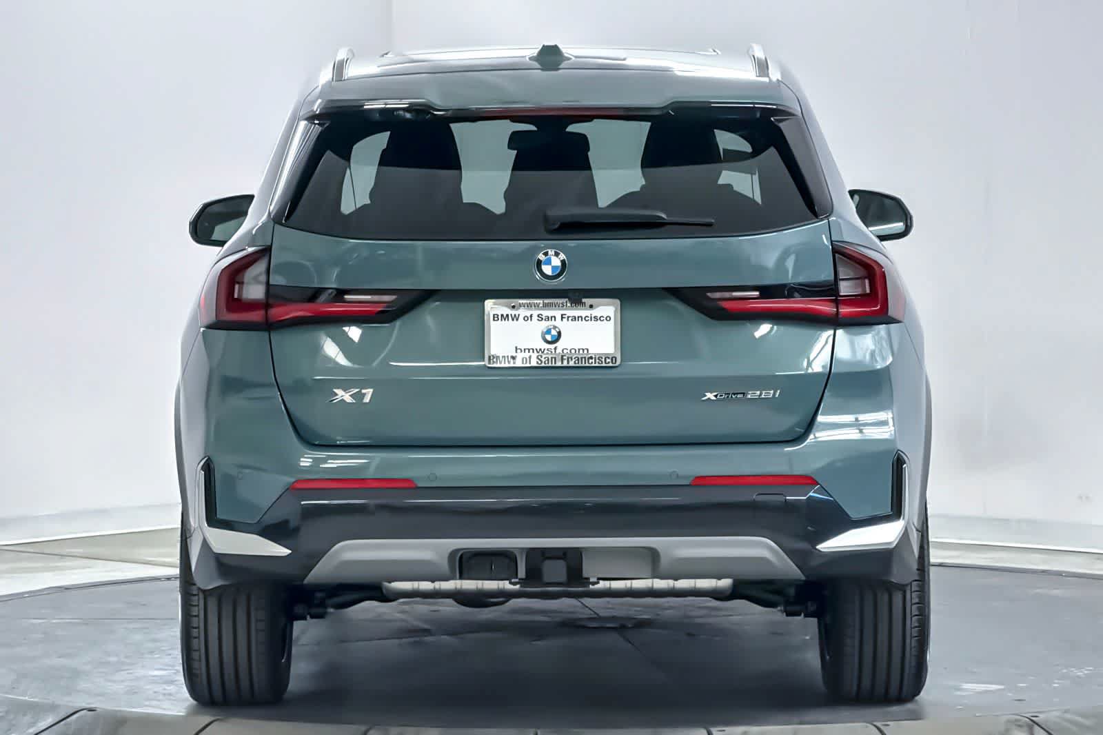 New 2026 BMW X1 xDrive28i w/ Convenience Package AWD/4WD image 7