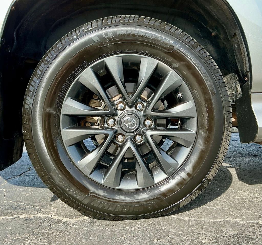 Used 2020 Lexus GX 460 Premium w/ Premium Package AWD/4WD image 23