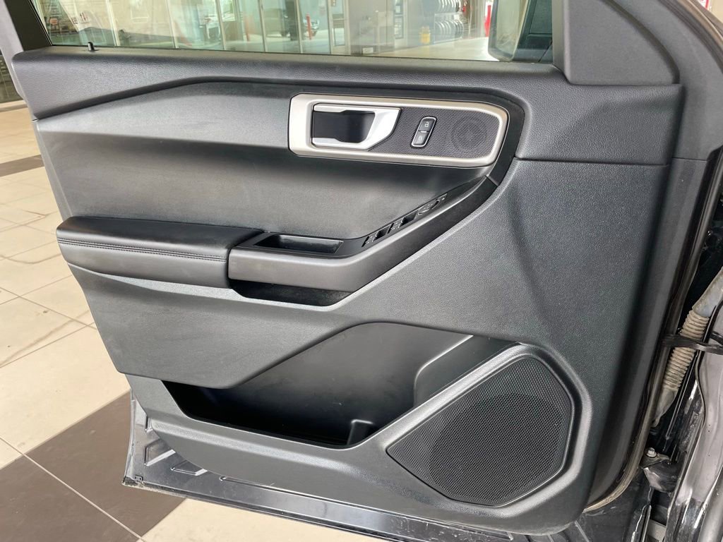 Used 2021 Ford Explorer 2WD image 6