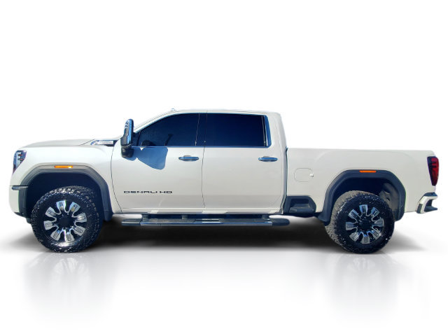 Used 2025 GMC Sierra 2500 Denali w/ Denali Reserve Package AWD/4WD image 4