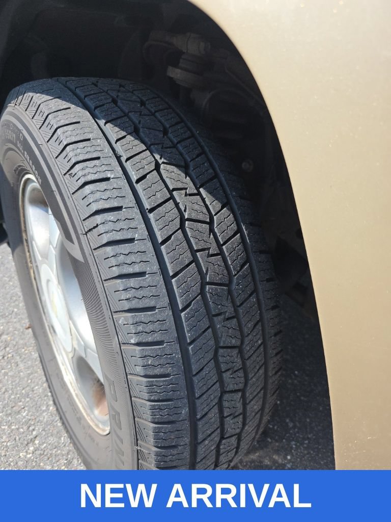 Used 2007 Chevrolet TrailBlazer LS AWD/4WD image 16