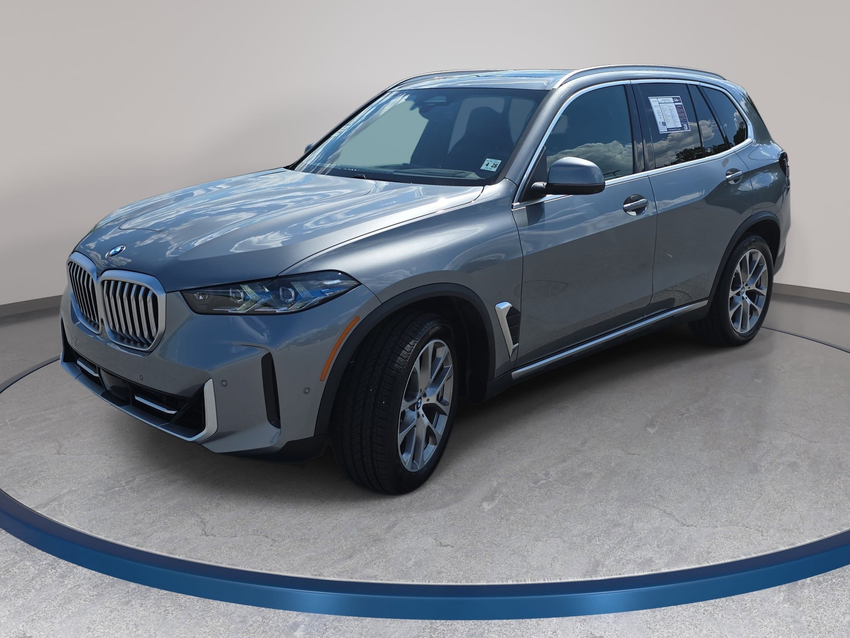 Used 2024 BMW X5 xDrive40i w/ Premium Package