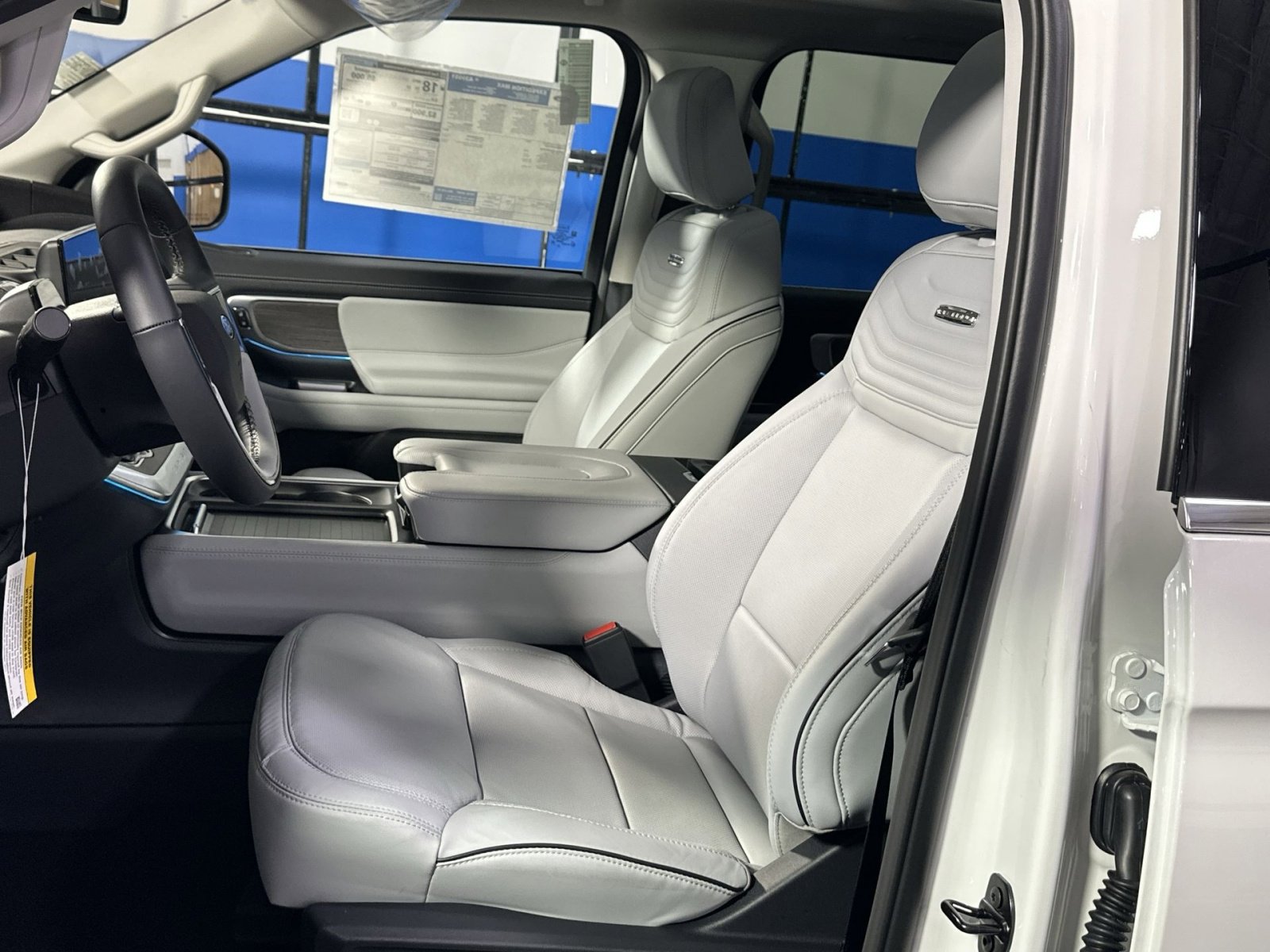 New 2025 Ford Expedition Max Platinum w/ Platinum Ultimate Package image 13