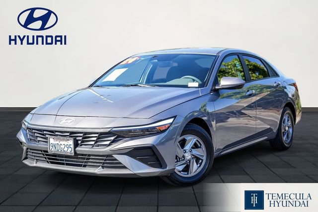 Certified 2024 Hyundai Elantra SE FWD image 1