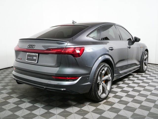 Certified 2023 Audi e-tron S Premium Plus w/ Black Optic Package AWD/4WD image 3
