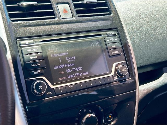 Used 2016 Nissan Versa Note SV FWD image 11