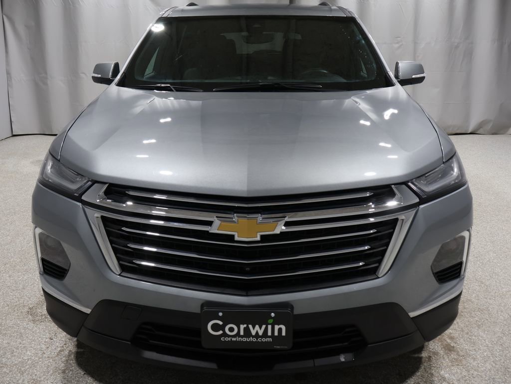 Used 2023 Chevrolet Traverse LT w/ Rear Camera Mirror Package image 6