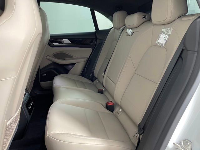 New 2025 Porsche Macan Electric image 29