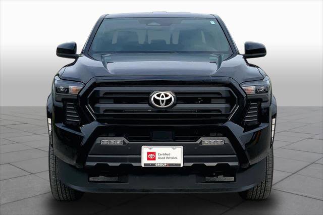 Certified 2025 Toyota Tacoma SR5 AWD/4WD image 4