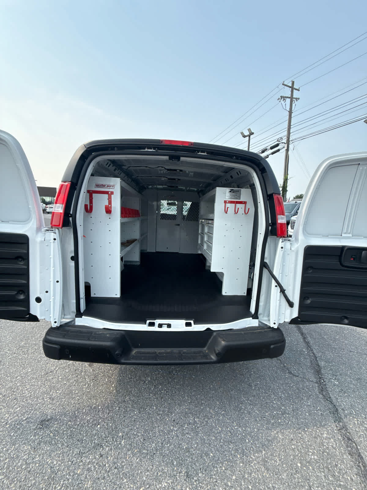 New 2026 GMC Savana 2500 w/ Driver Convenience Package RWD image 31