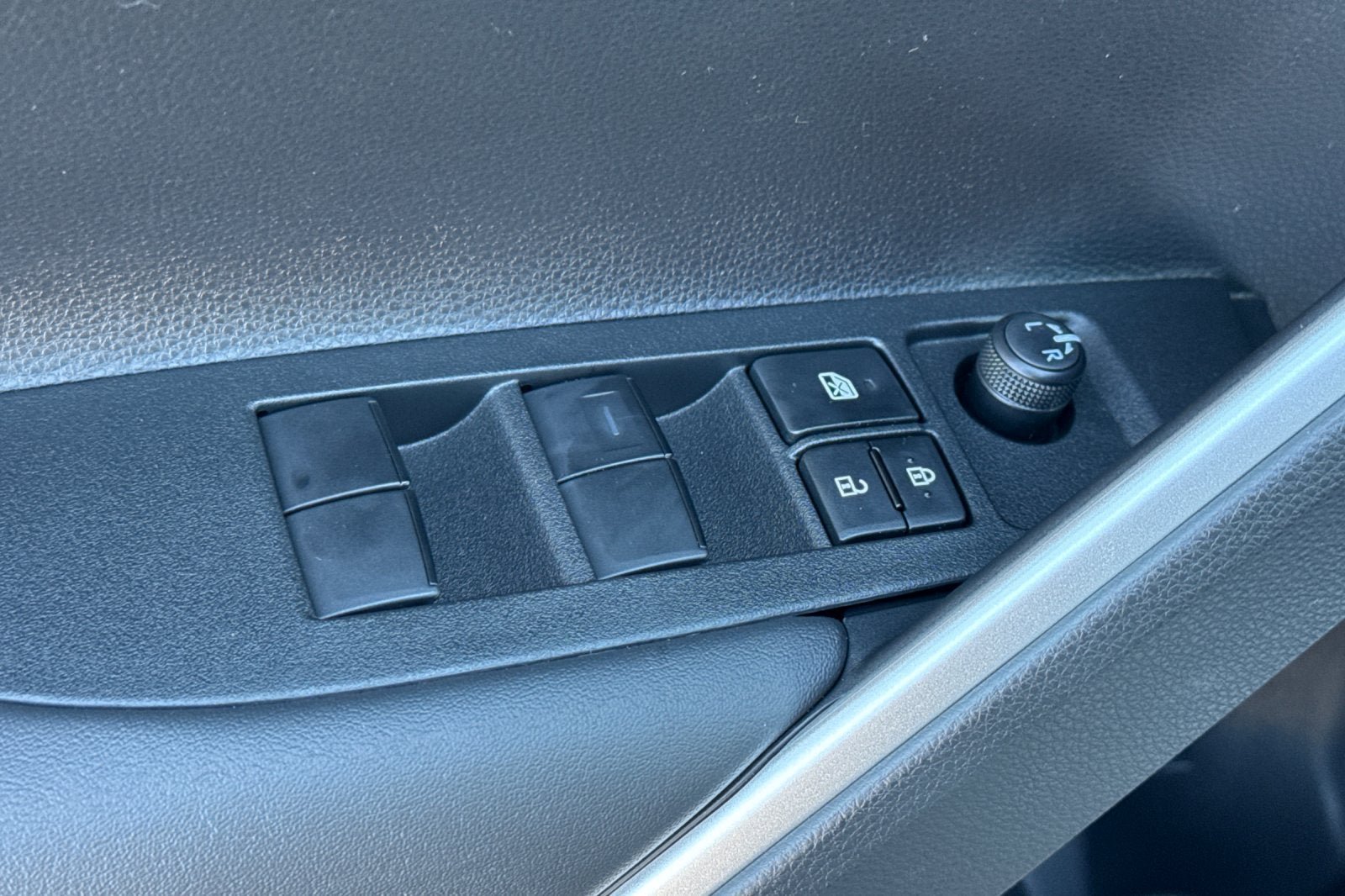New 2026 Toyota Corolla Cross AWD Hybrid image 12