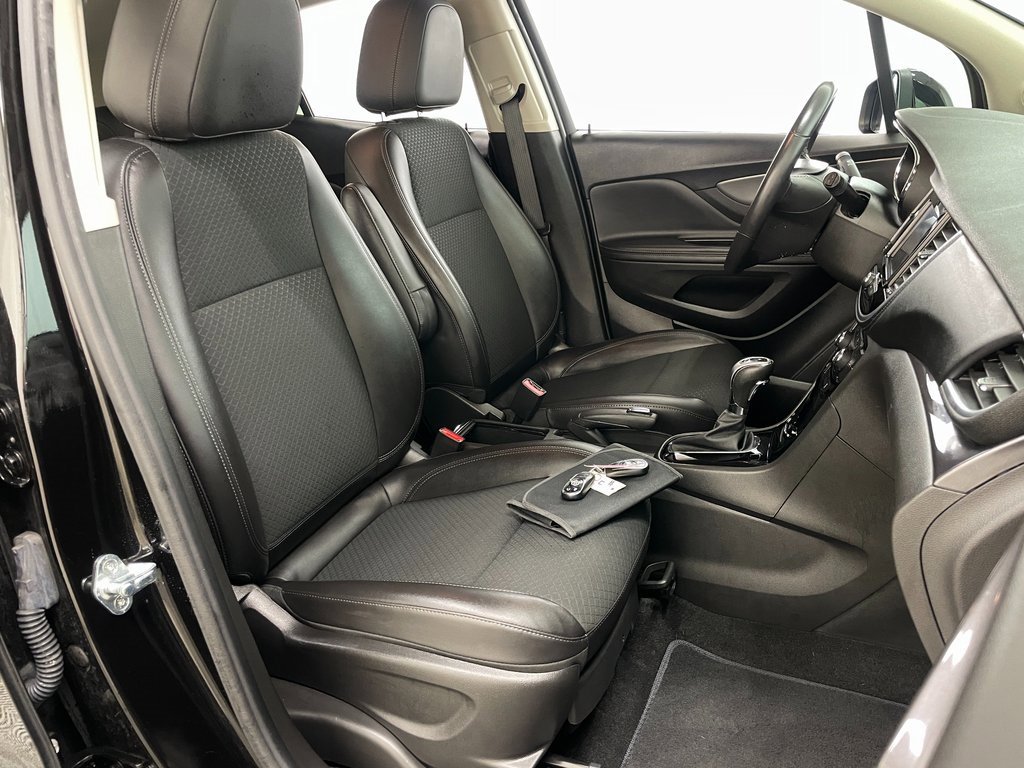 Certified 2022 Buick Encore Preferred w/ Safety Package image 36