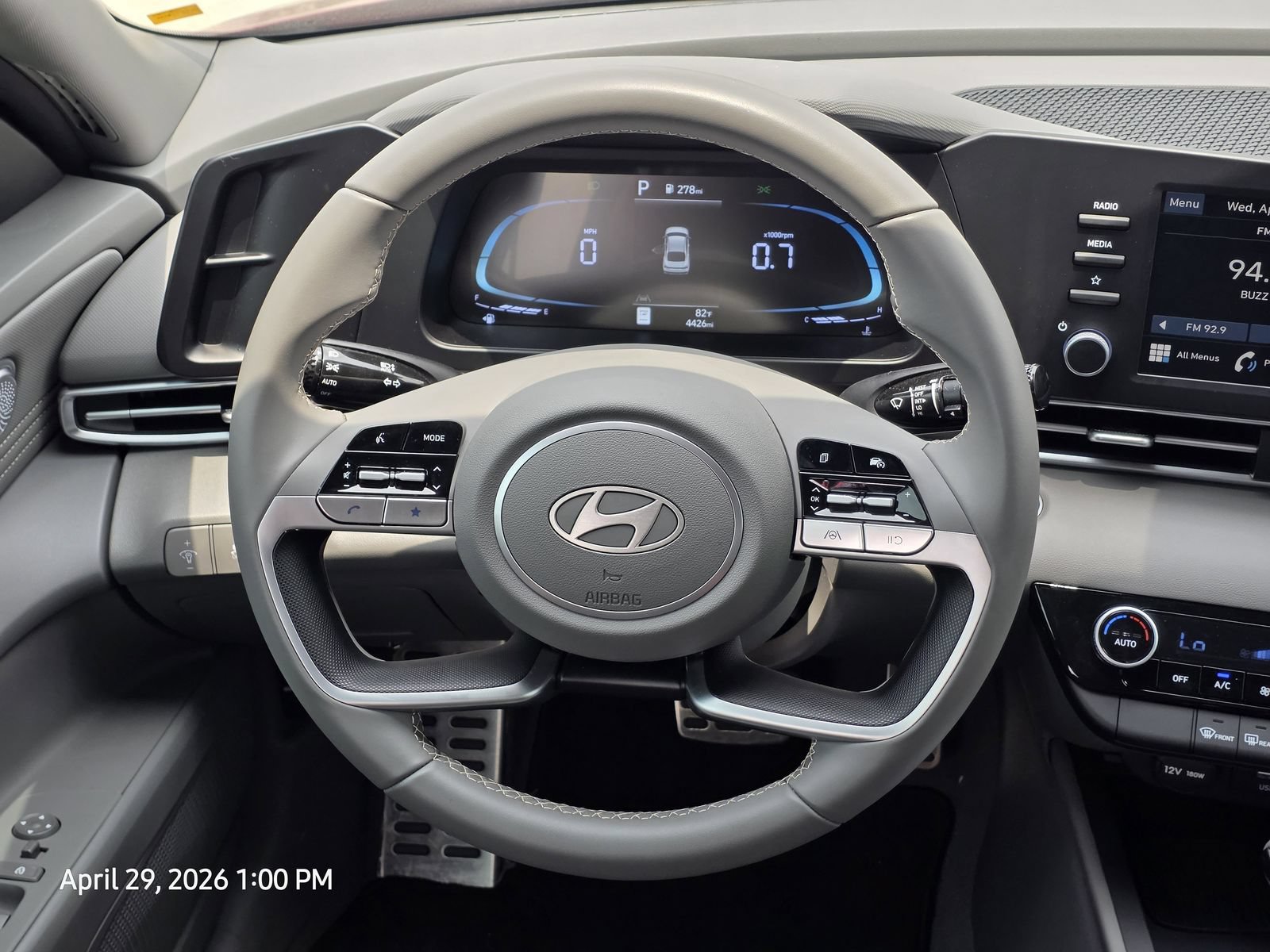 Used 2025 Hyundai Elantra Sport FWD image 24