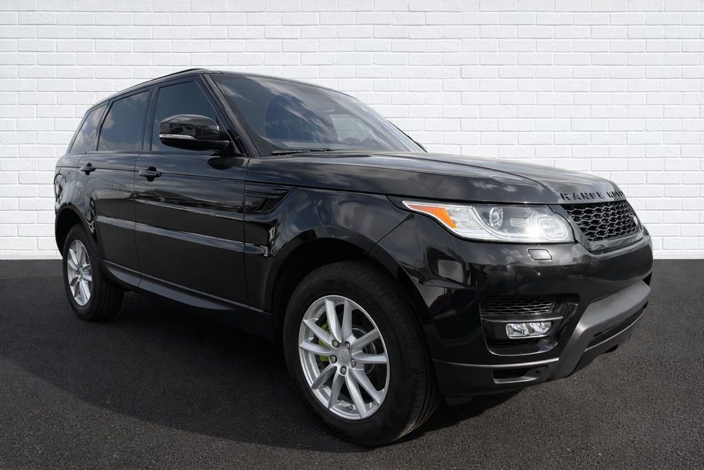 Used 2016 Land Rover Range Rover Sport SE image 3