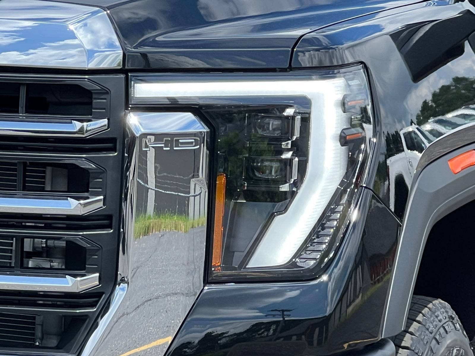 New 2026 GMC Sierra 2500 SLT w/ SLT Premium Package AWD/4WD image 42