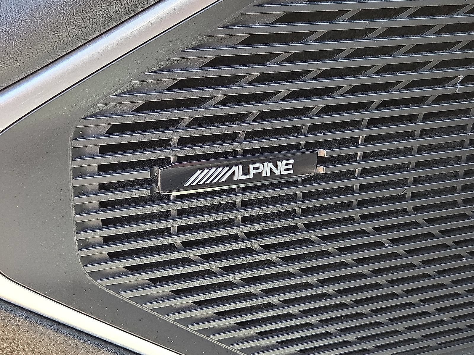 Used 2024 Jeep Wagoneer Series II w/ Flexible Seating Group RWD image 22
