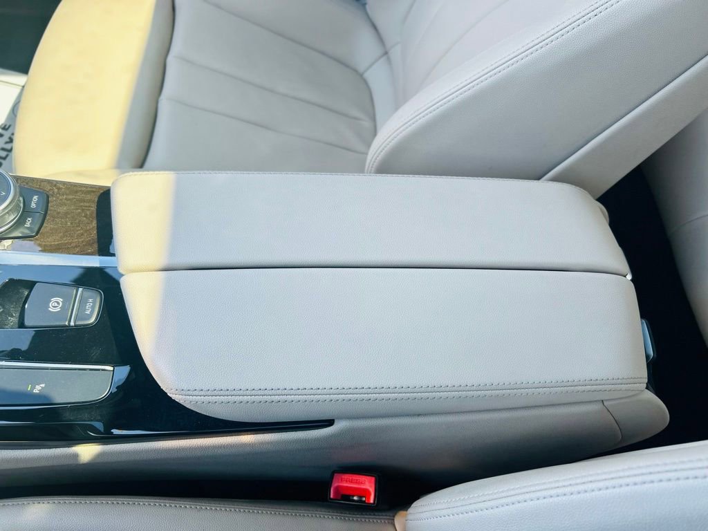 Used 2018 BMW 530i RWD image 41