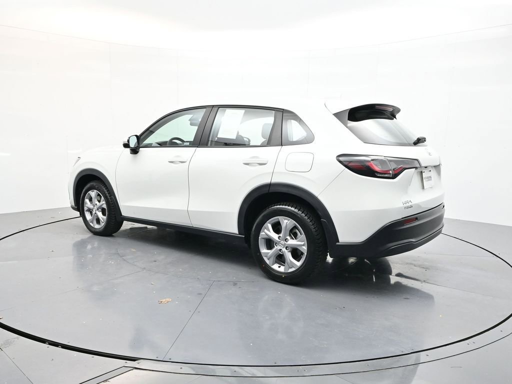 Used 2024 Honda HR-V LX image 5