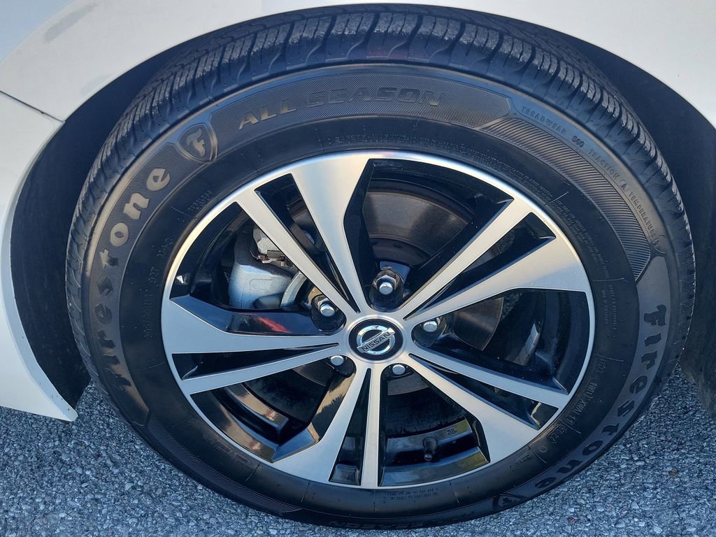 Used 2023 Nissan Sentra SV image 9