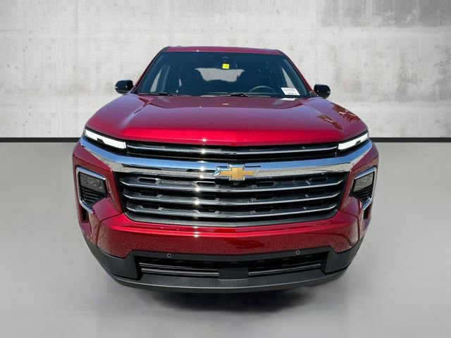 New 2025 Chevrolet Traverse LT w/ Enhanced Driving Package image 2