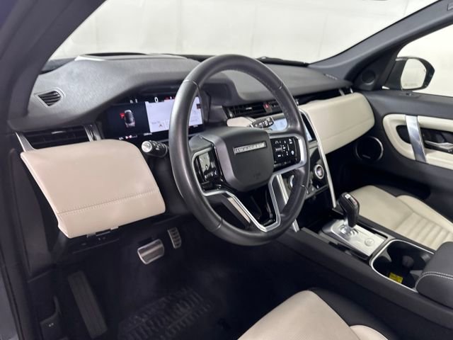 Used 2023 Land Rover Discovery Sport SE R-Dynamic image 13