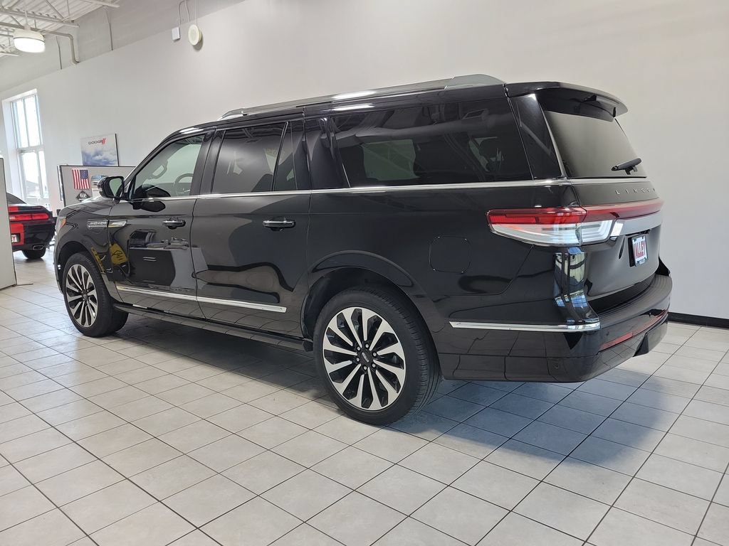 Used 2024 Lincoln Navigator L Reserve AWD/4WD image 10