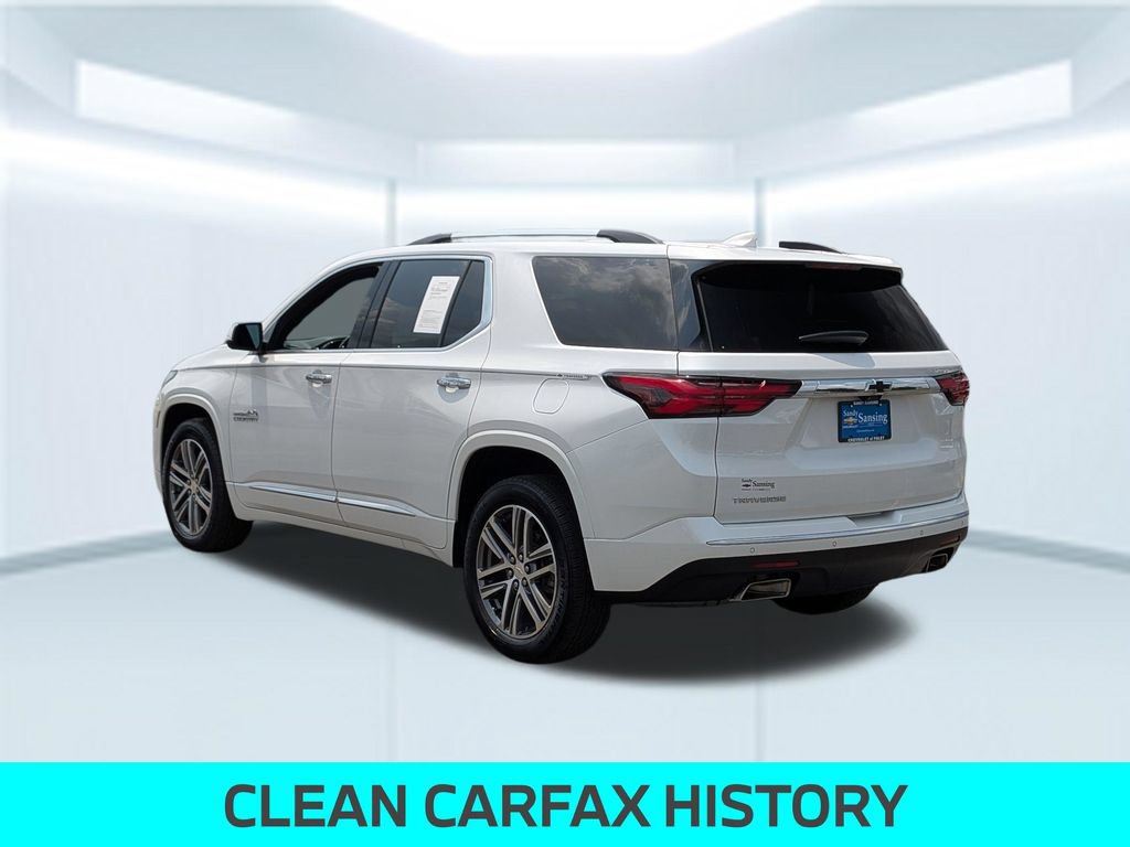 Used 2023 Chevrolet Traverse High Country FWD image 3