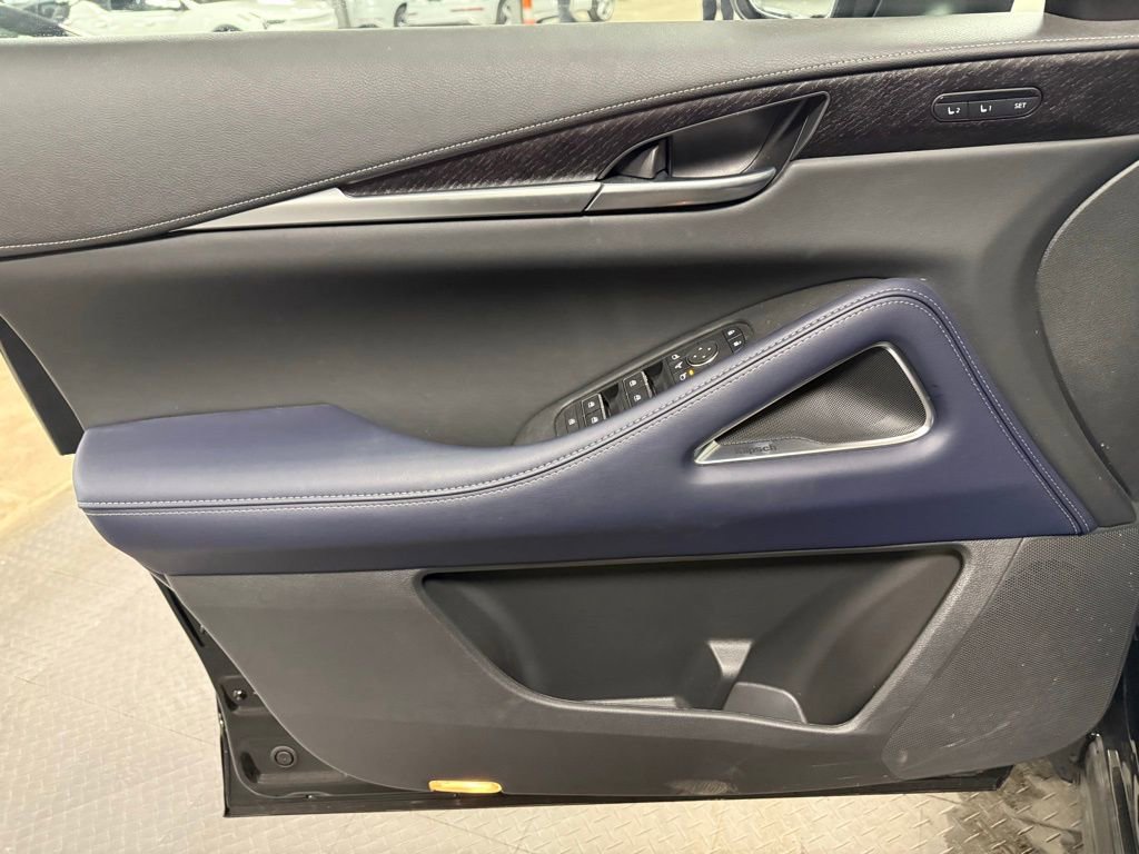 Used 2026 INFINITI QX60 Sport image 8