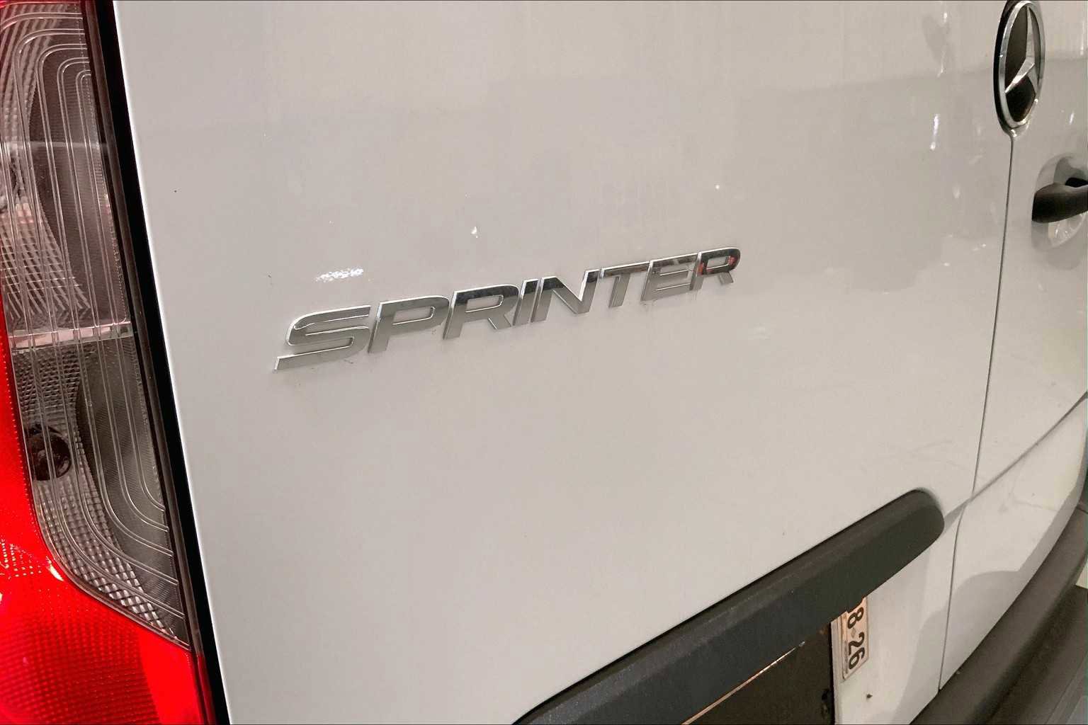 Used 2024 Mercedes-Benz Sprinter 2500 image 14